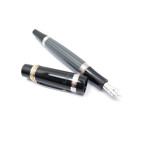 Stylo plume Montblanc Writers Edition Honore De Balzac Black Resin Fountain Pen